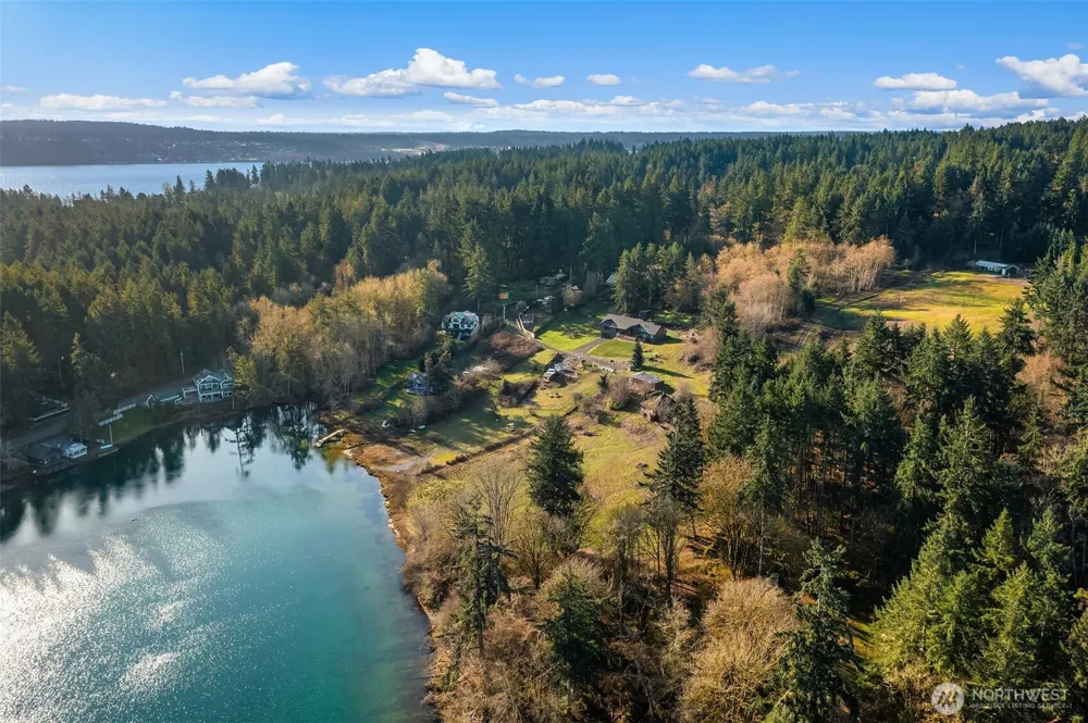 1157 12th Avenue Fox Island, WA 98333