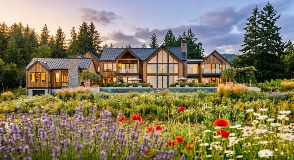 1157 12th Avenue Fox Island, WA 98333