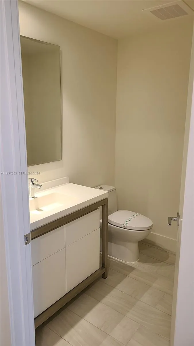 2000 Metropica Way #505 Sunrise, FL 33323