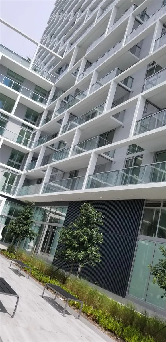 2000 Metropica Way #505 Sunrise, FL 33323