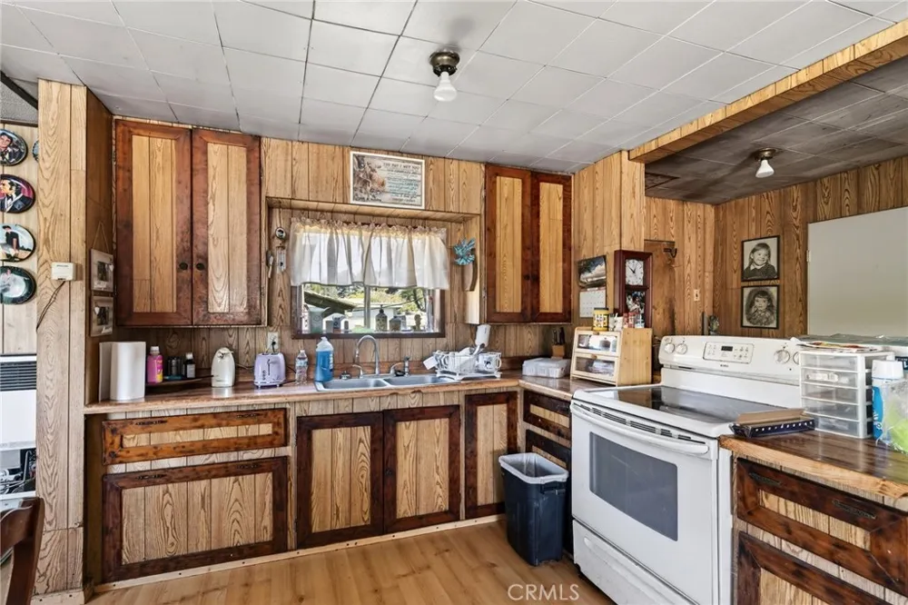 18801 Highway 1 Fort Bragg, CA 95437