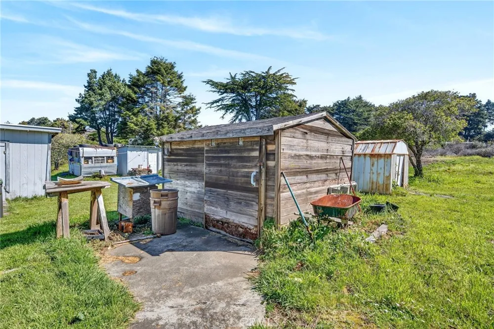 18801 Highway 1 Fort Bragg, CA 95437
