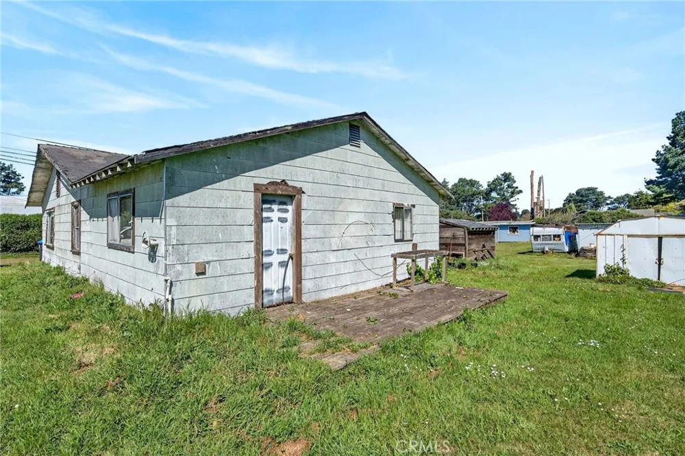 18801 Highway 1 Fort Bragg, CA 95437