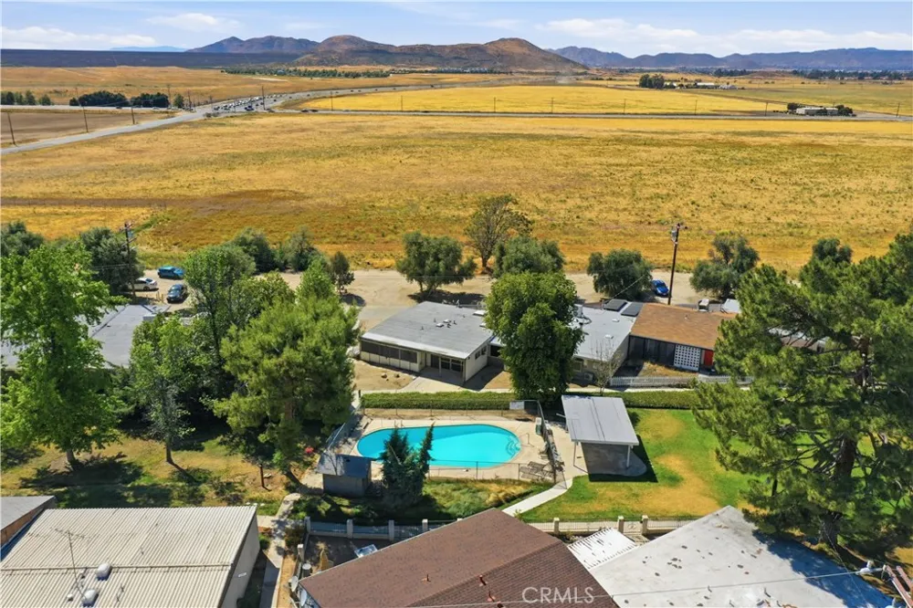 600 Gibbel Hemet, CA 92543