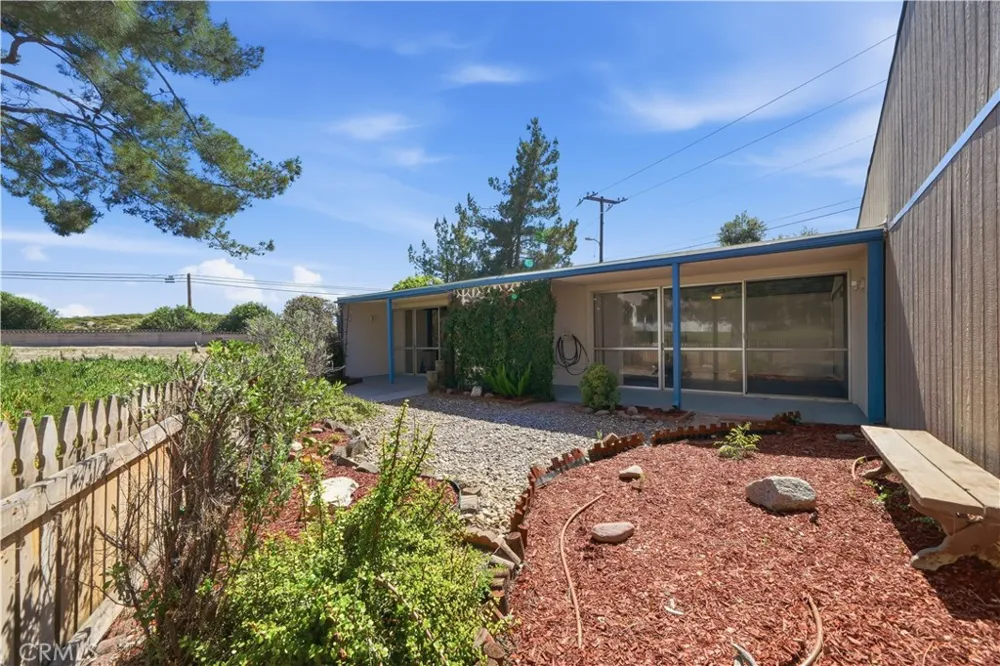 600 Gibbel Hemet, CA 92543
