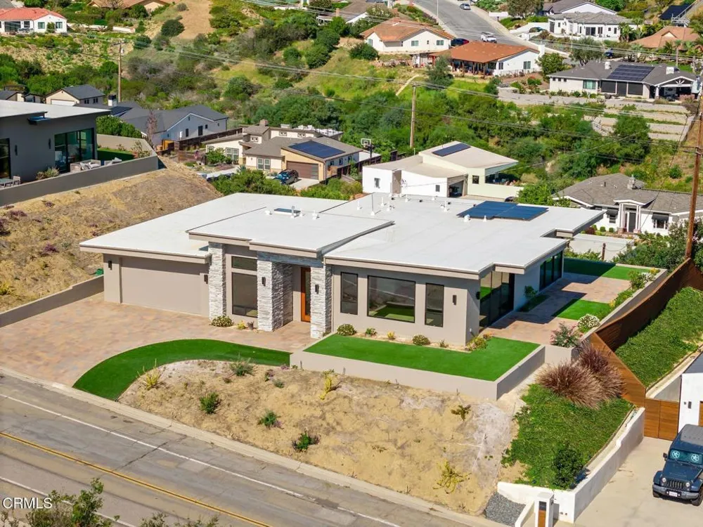 872 Via Ondulando Ventura, CA 93003