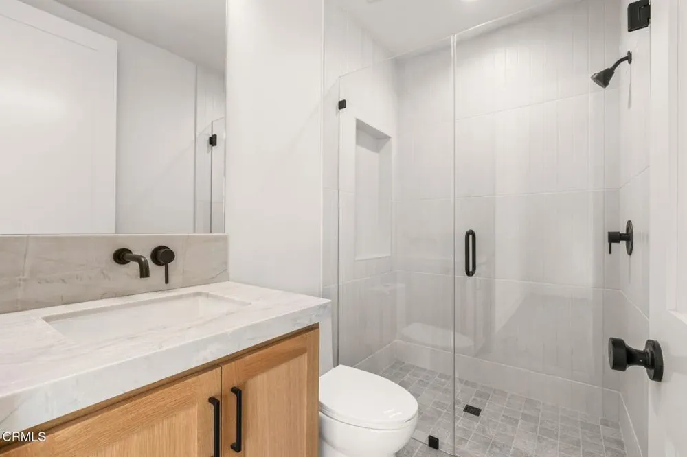 872 Via Ondulando Ventura, CA 93003
