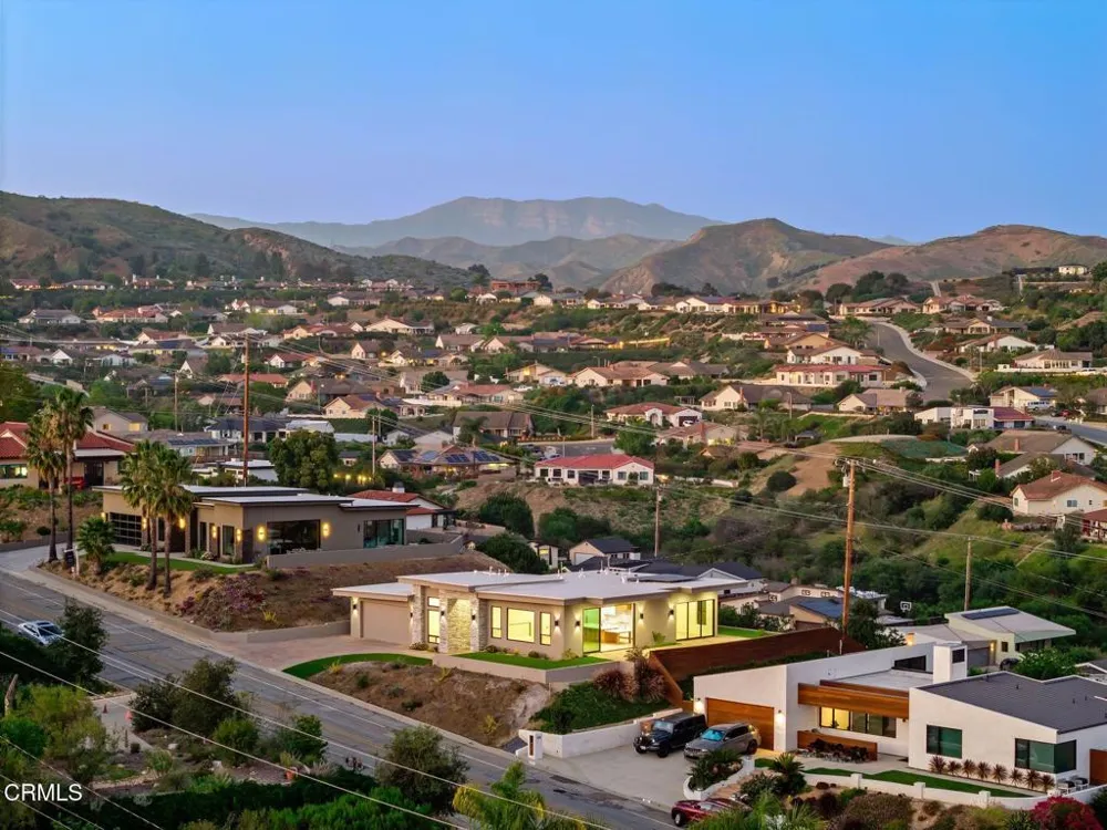 872 Via Ondulando Ventura, CA 93003