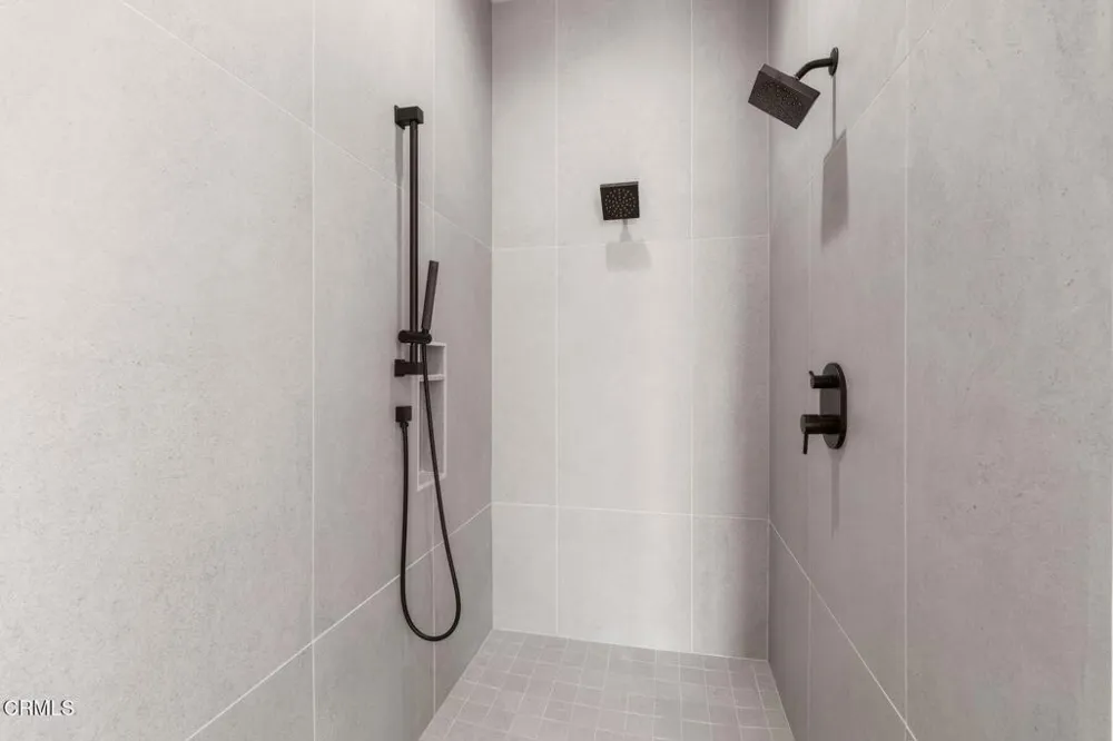 872 Via Ondulando Ventura, CA 93003