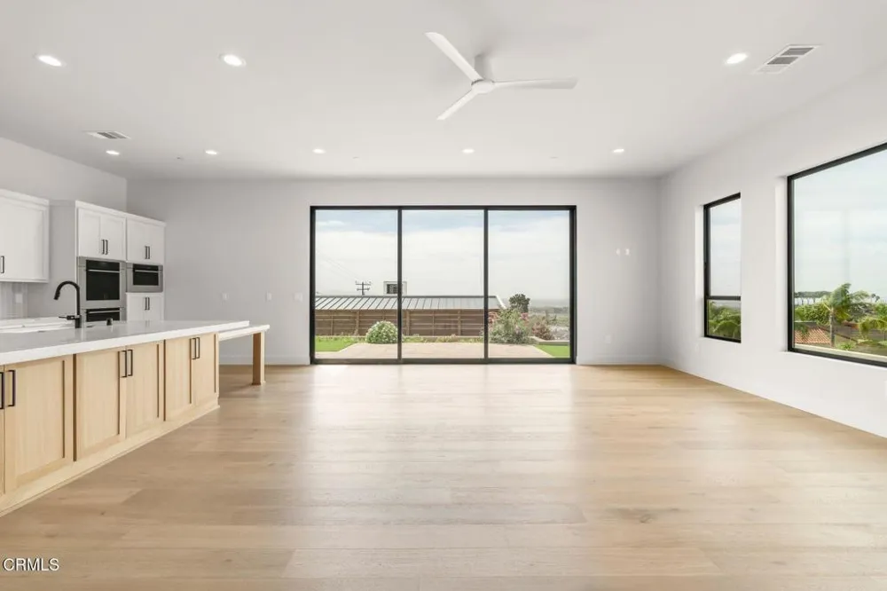 872 Via Ondulando Ventura, CA 93003