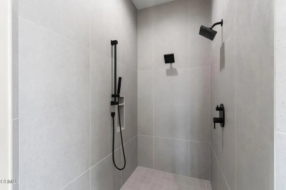 872 Via Ondulando Ventura, CA 93003