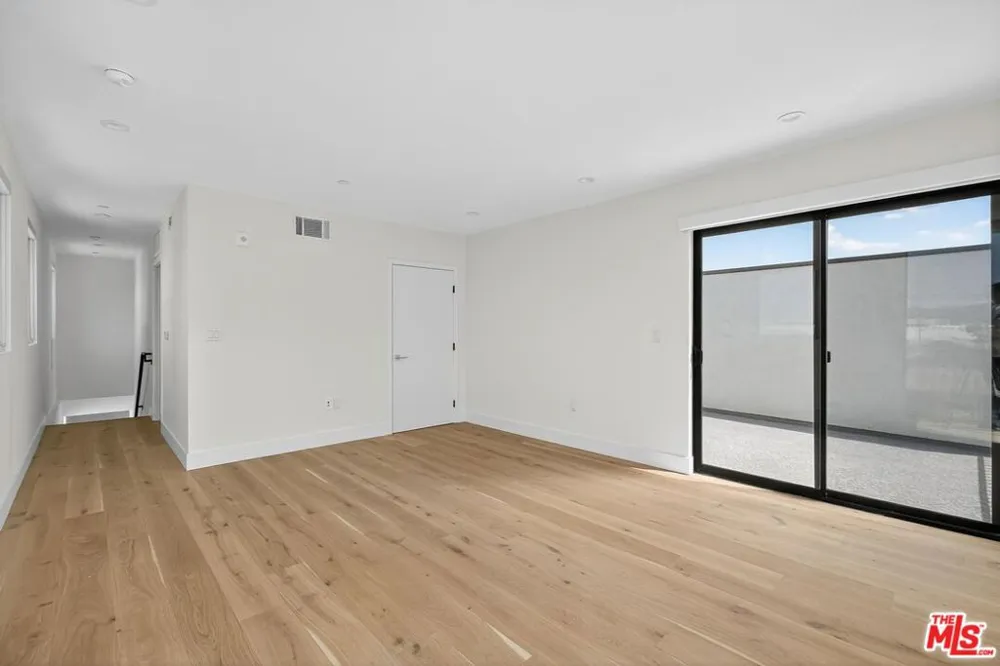 2412 Eads Street #2 Los Angeles, CA 90031