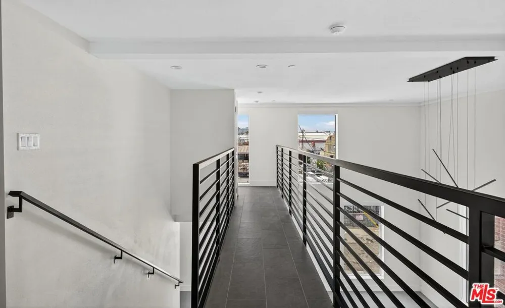 2412 Eads Street #2 Los Angeles, CA 90031