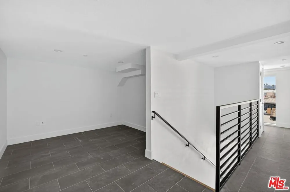 2412 Eads Street #2 Los Angeles, CA 90031