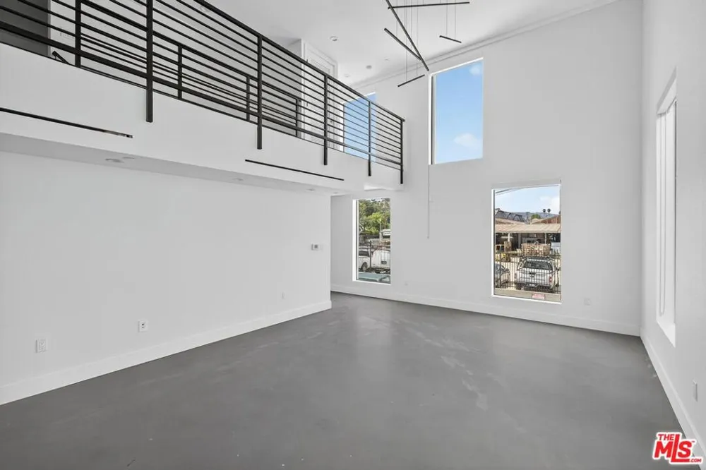 2412 Eads Street #2 Los Angeles, CA 90031