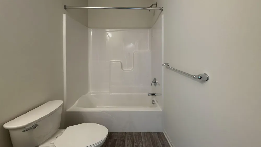 4262 Plum Village Circle #41 Monroe, MI 48161