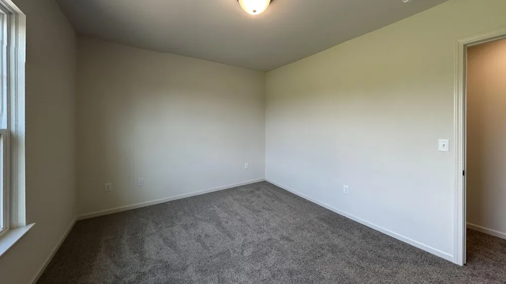 4262 Plum Village Circle #41 Monroe, MI 48161