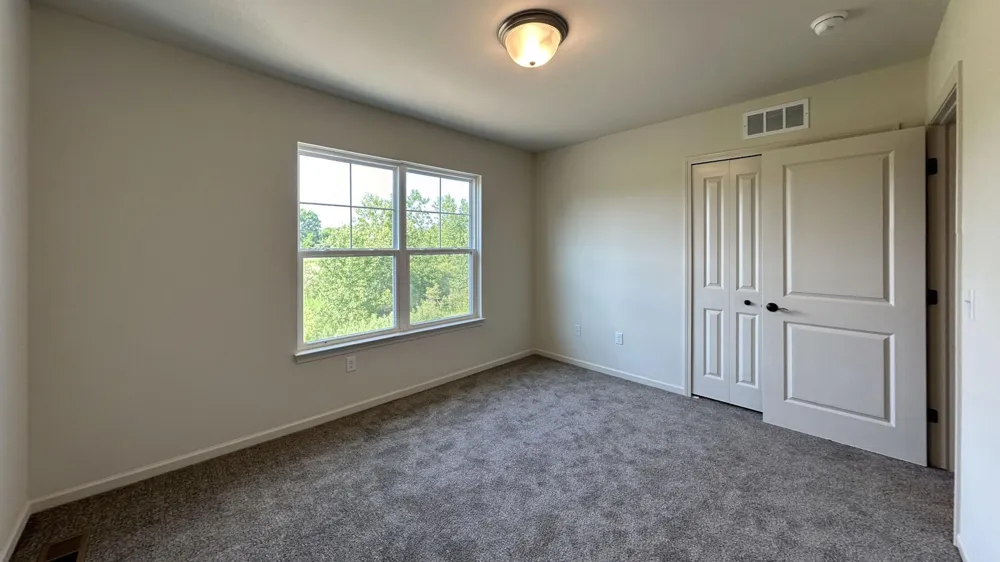 4262 Plum Village Circle #41 Monroe, MI 48161