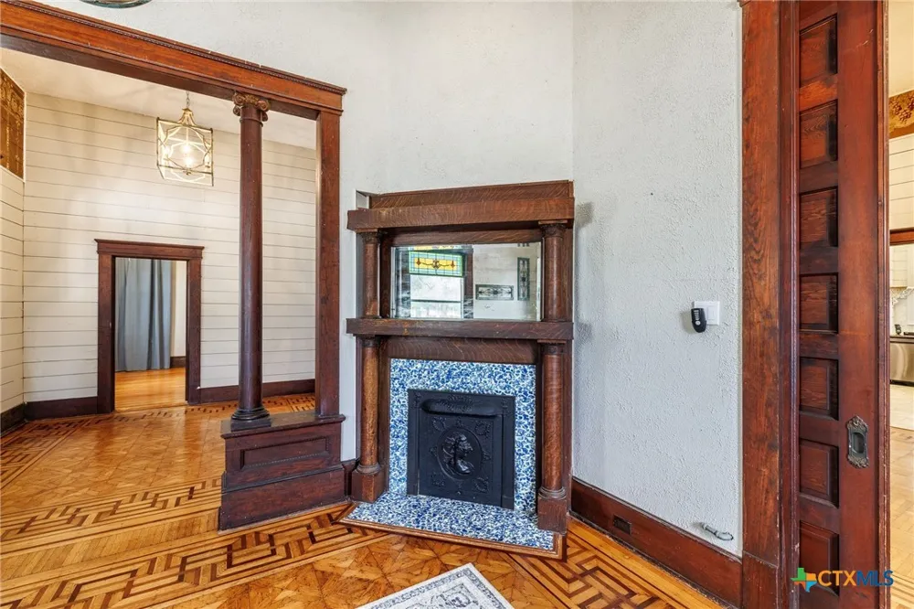 604 Saint Michael Street Gonzales, TX 78629