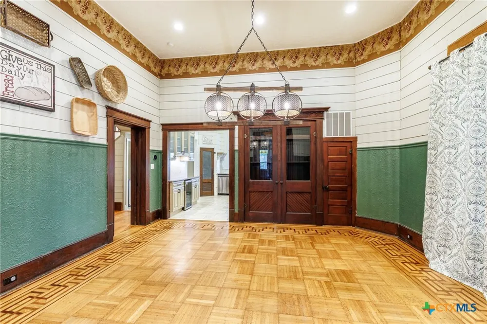 604 Saint Michael Street Gonzales, TX 78629
