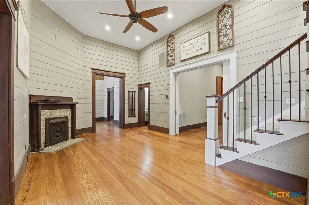 604 Saint Michael Street Gonzales, TX 78629