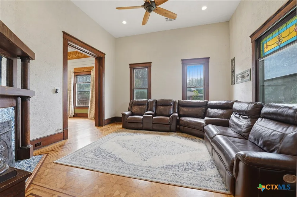 604 Saint Michael Street Gonzales, TX 78629