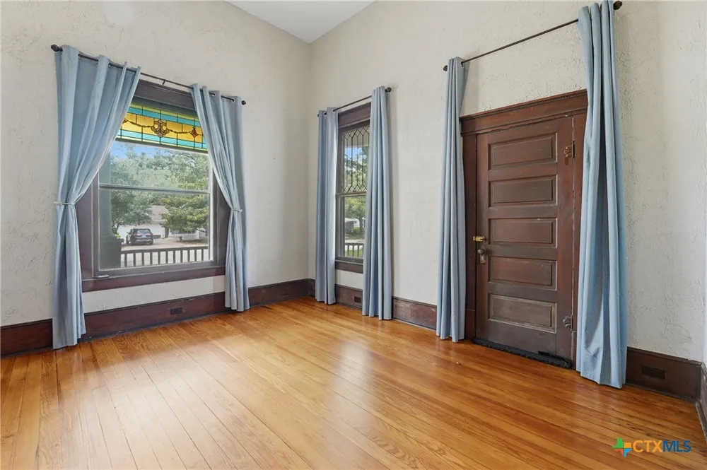 604 Saint Michael Street Gonzales, TX 78629