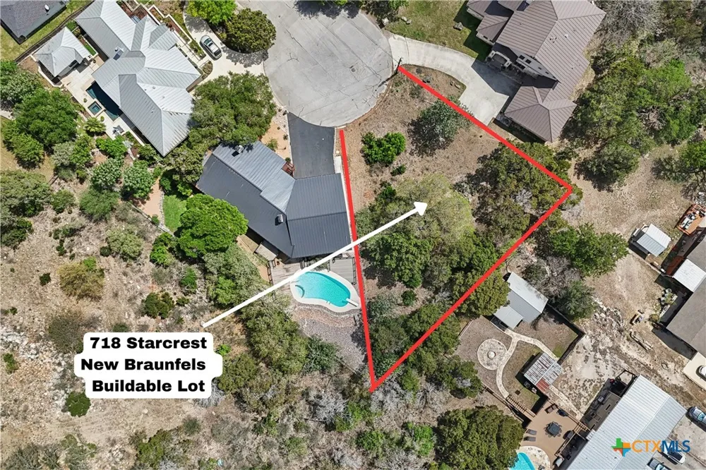 718 Starcrest New Braunfels, TX 78130