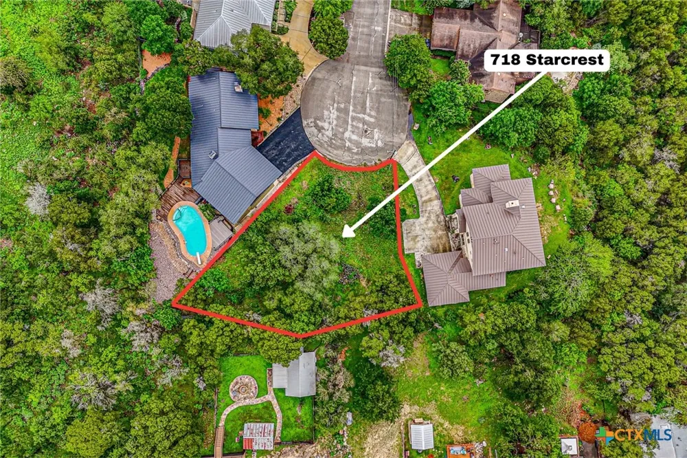 718 Starcrest New Braunfels, TX 78130