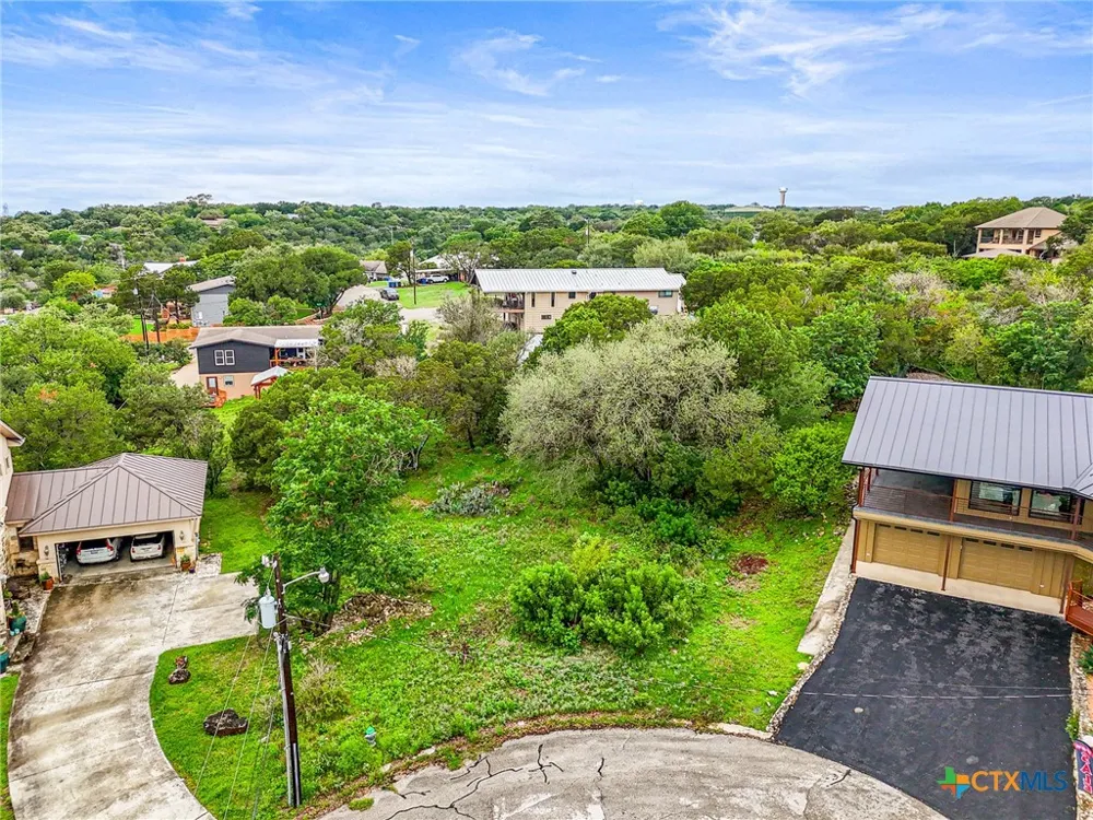 718 Starcrest New Braunfels, TX 78130