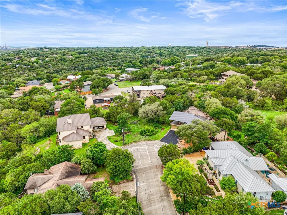 718 Starcrest New Braunfels, TX 78130