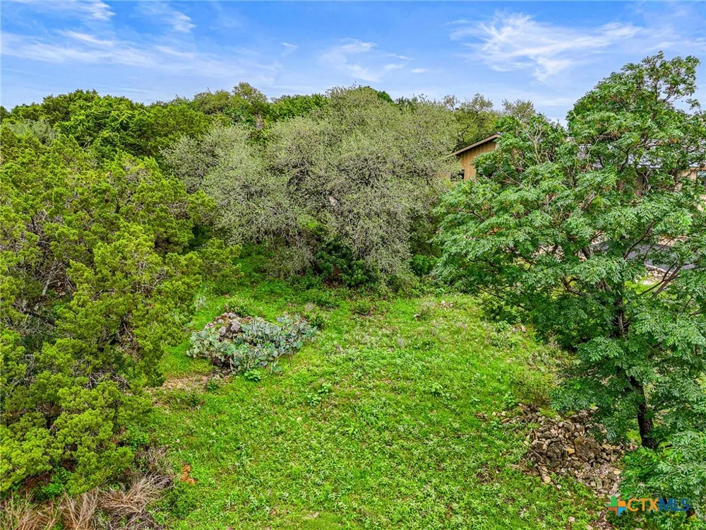 718 Starcrest New Braunfels, TX 78130