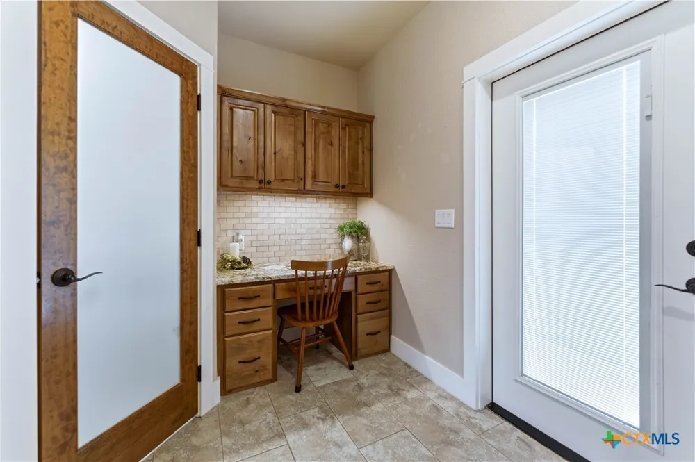 203 Champions (TWO HOMES) Boulevard La Vernia, TX 78121