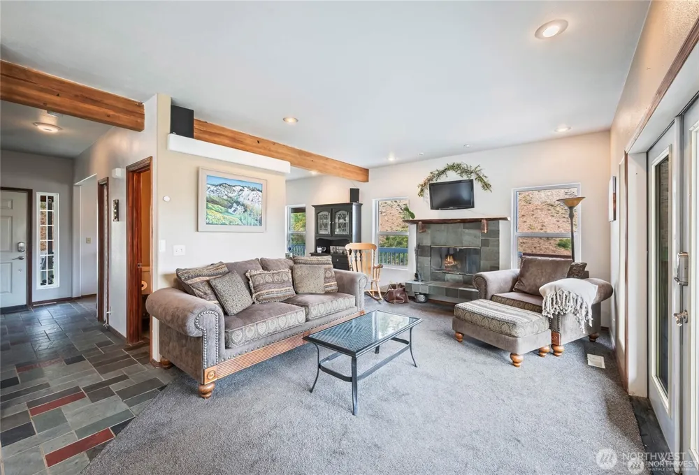9505 Plateau Road Cashmere, WA 98815