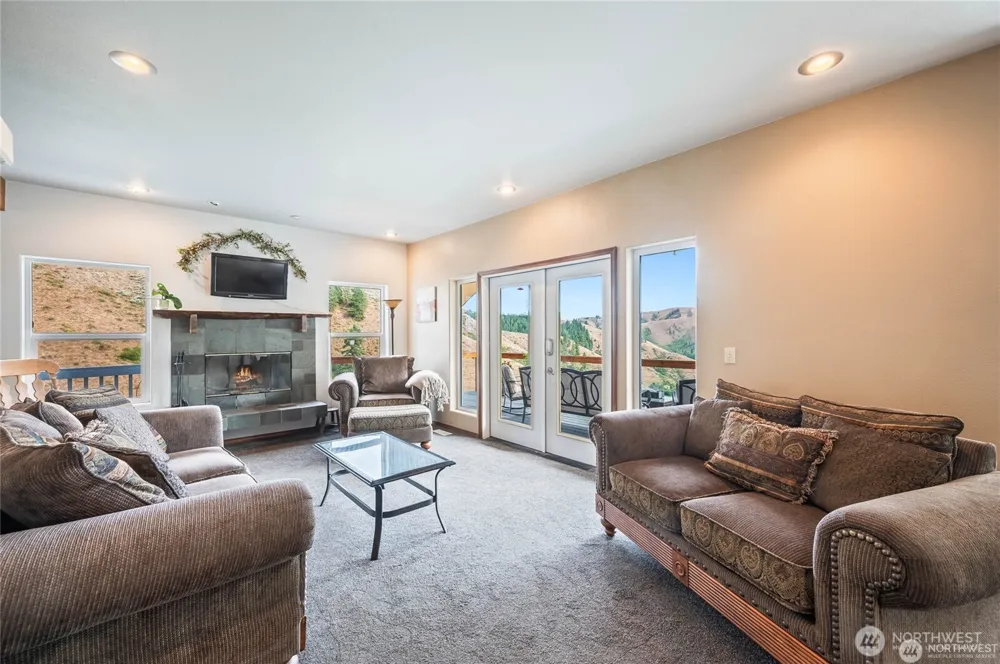 9505 Plateau Road Cashmere, WA 98815