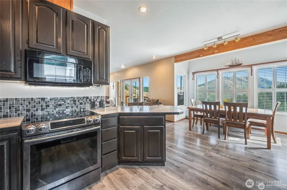 9505 Plateau Road Cashmere, WA 98815