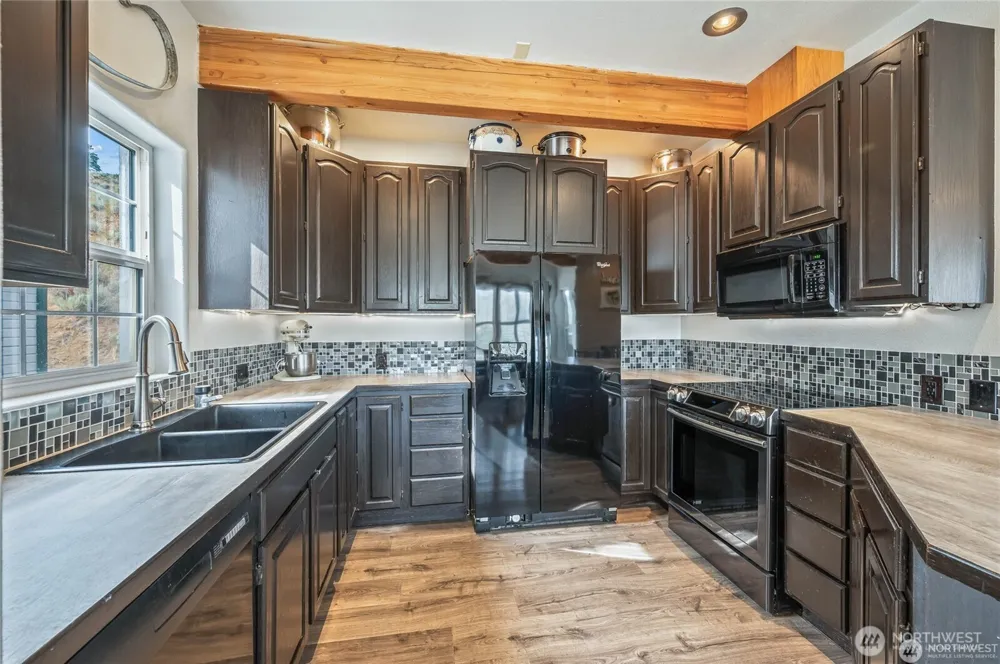 9505 Plateau Road Cashmere, WA 98815