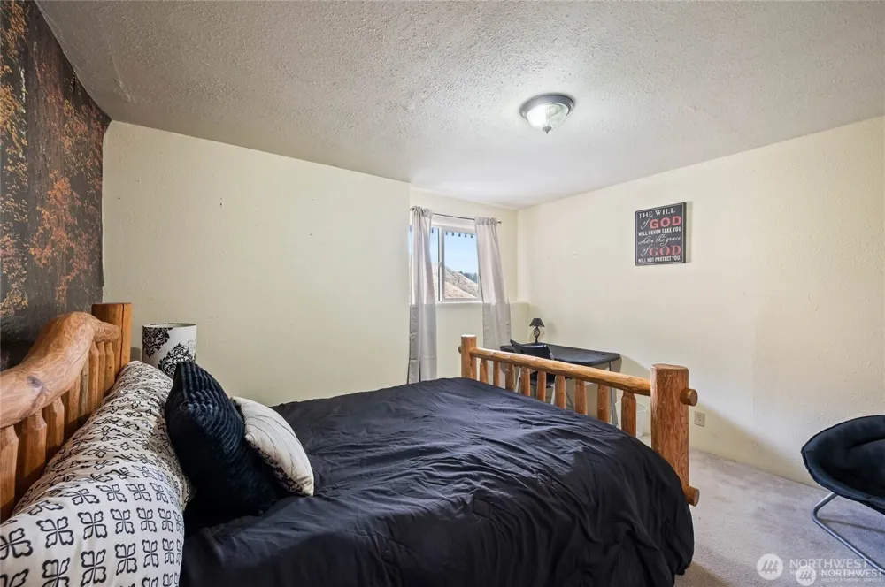 9505 Plateau Road Cashmere, WA 98815