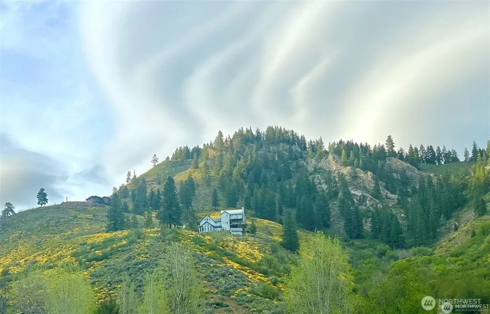 9505 Plateau Road Cashmere, WA 98815