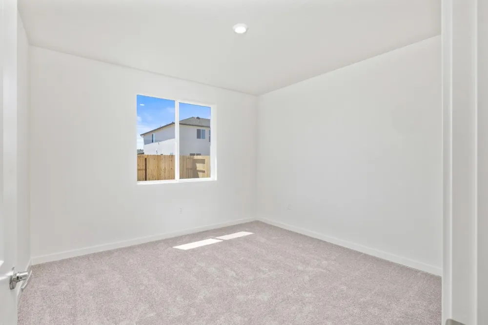 2283 Ghirardelli Linda, CA 95901