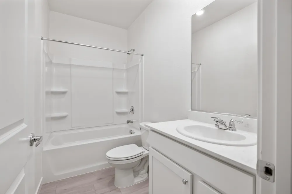 2283 Ghirardelli Linda, CA 95901