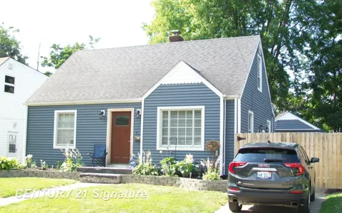 717 Huron Street