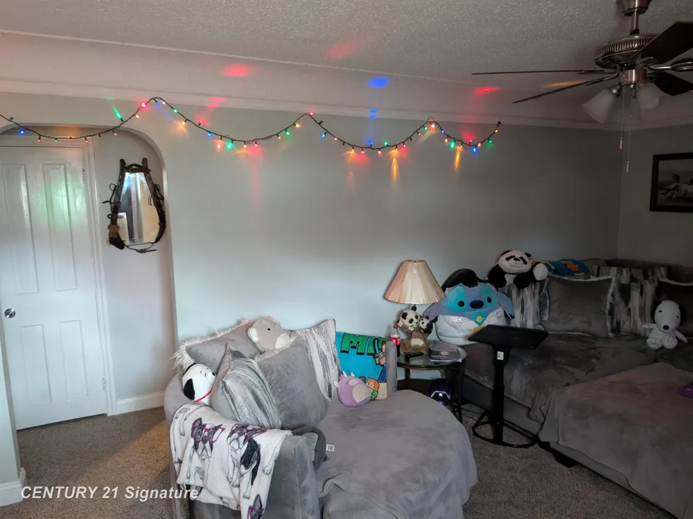 717 Huron Street Flint City, MI 48507