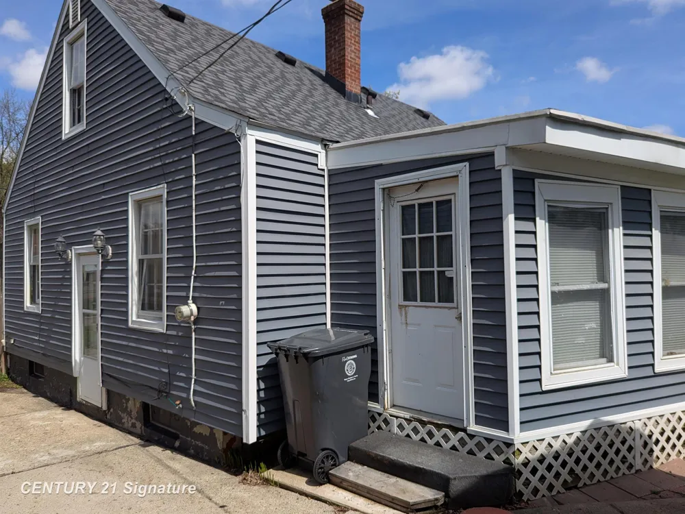 717 Huron Street Flint City, MI 48507