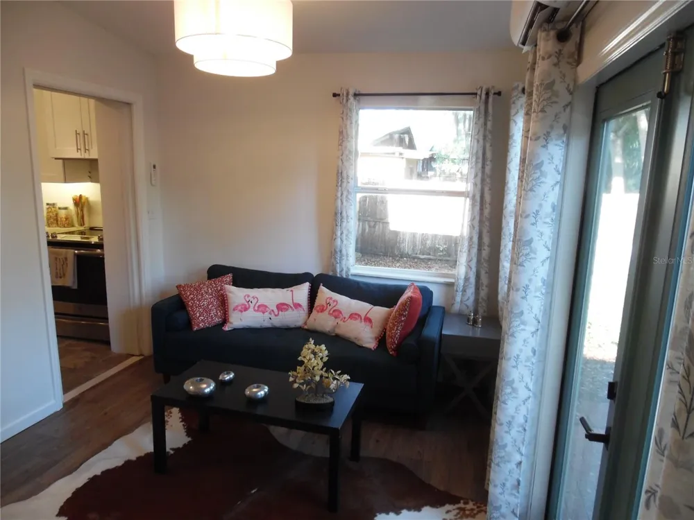 5487 70TH WAY St Petersburg, FL 33709