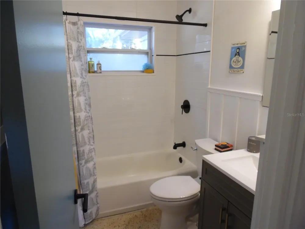5487 70TH WAY St Petersburg, FL 33709