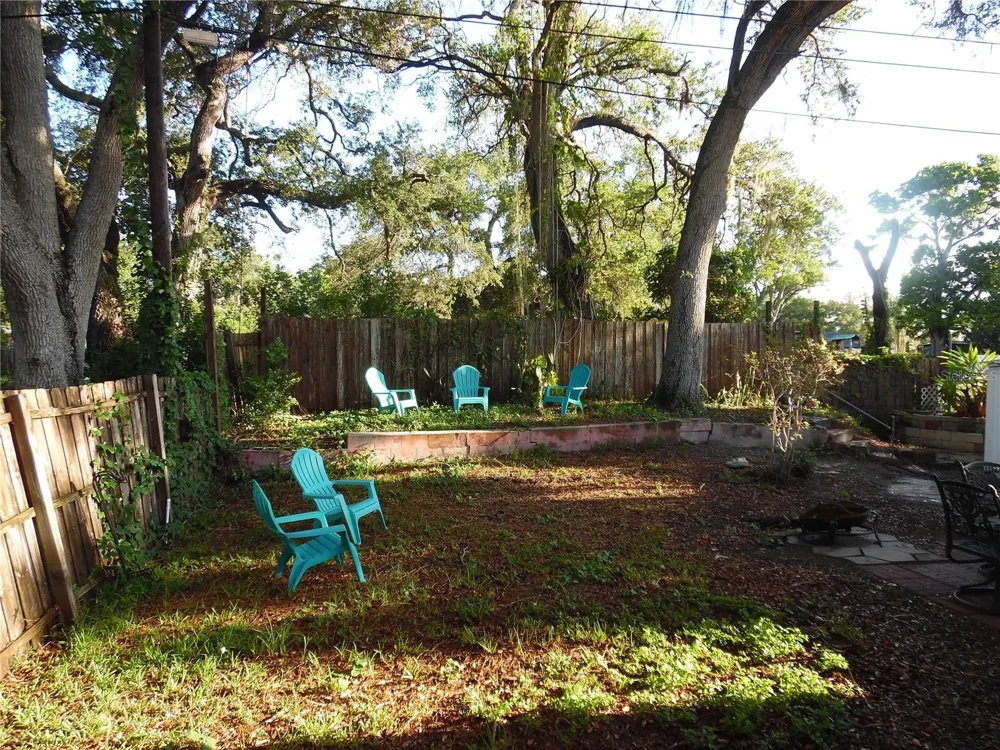 5487 70TH WAY St Petersburg, FL 33709