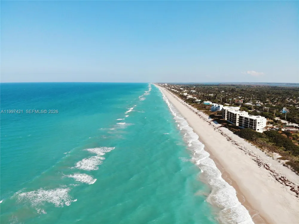 1920 Eucalyptus Ave Hutchinson Island, FL 34949