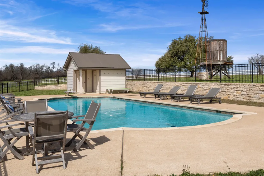 Address Not Shown Holland, TX 76534
