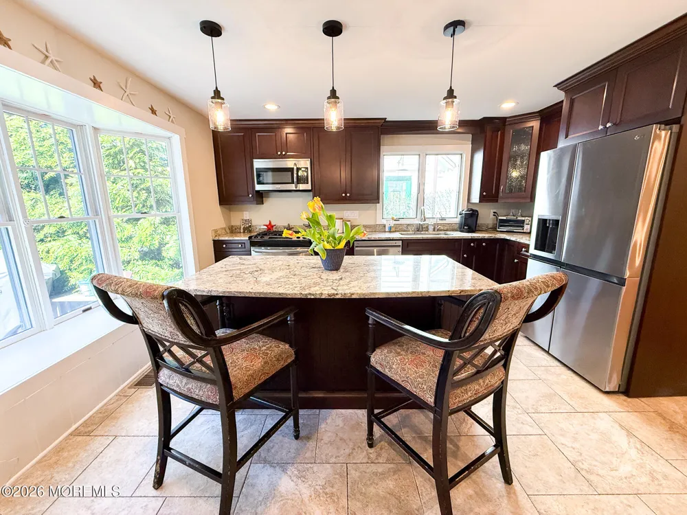 25 Ocean Avenue Manasquan, NJ 08736